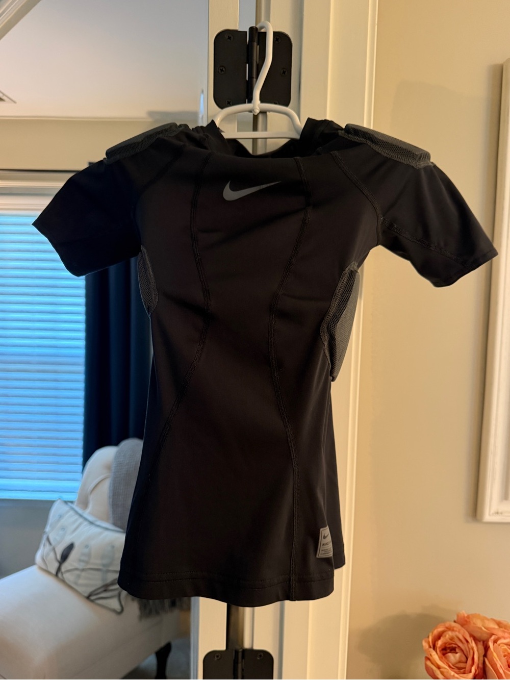 Nike Youth Pro Hyperstrong Football Shirt - Youth Medium